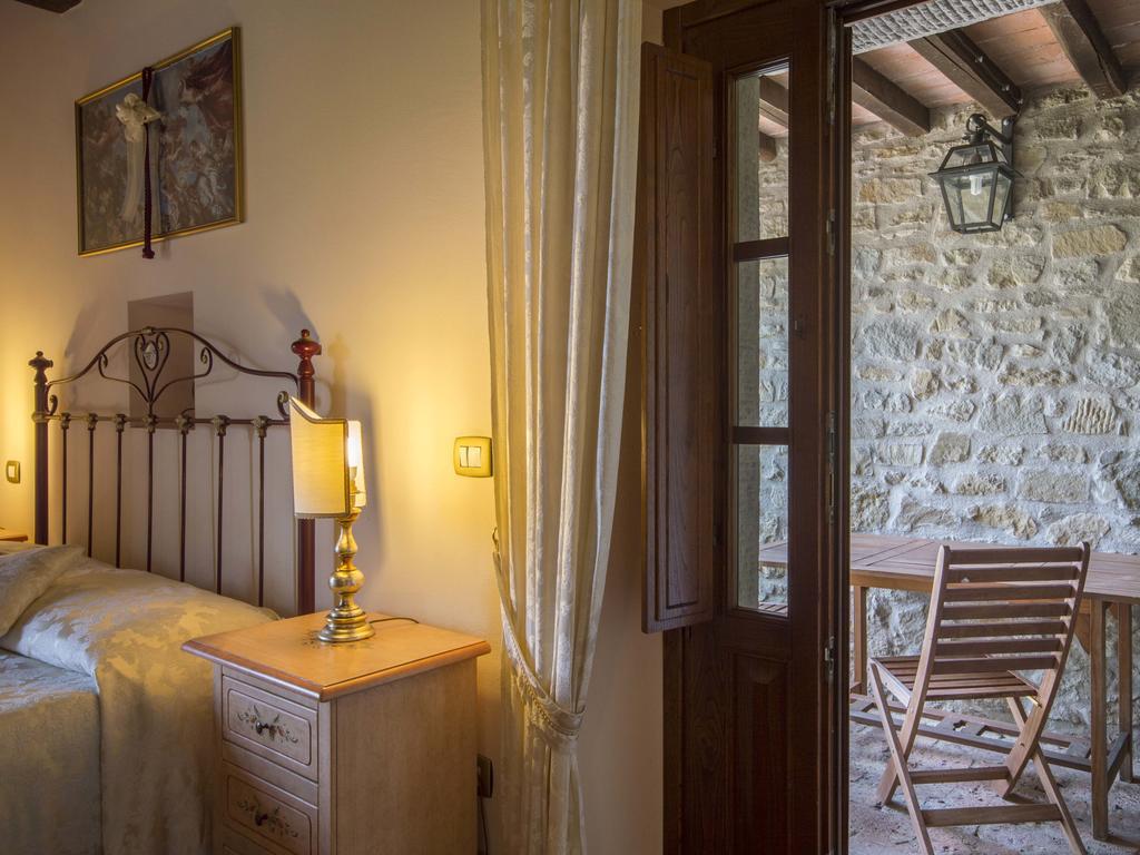 Maesta Del Sasso Villa Cortona Exteriör bild